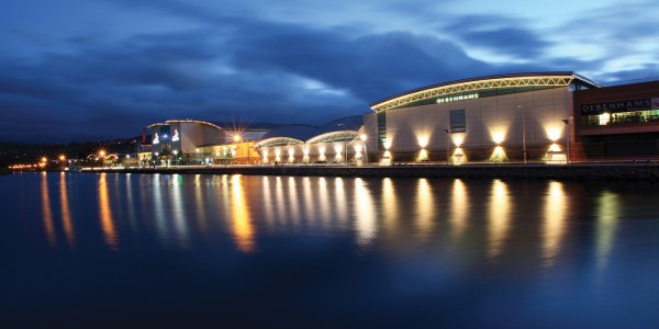 quays night pic 2